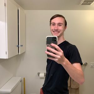 Meet your Posher, Quinn